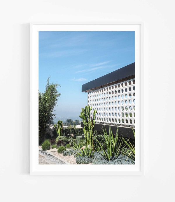 House In The Hills <br> Epic 150x210cm <br> White Smooth Frame